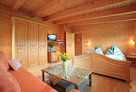 Oberschattenriedhof Zimmer
